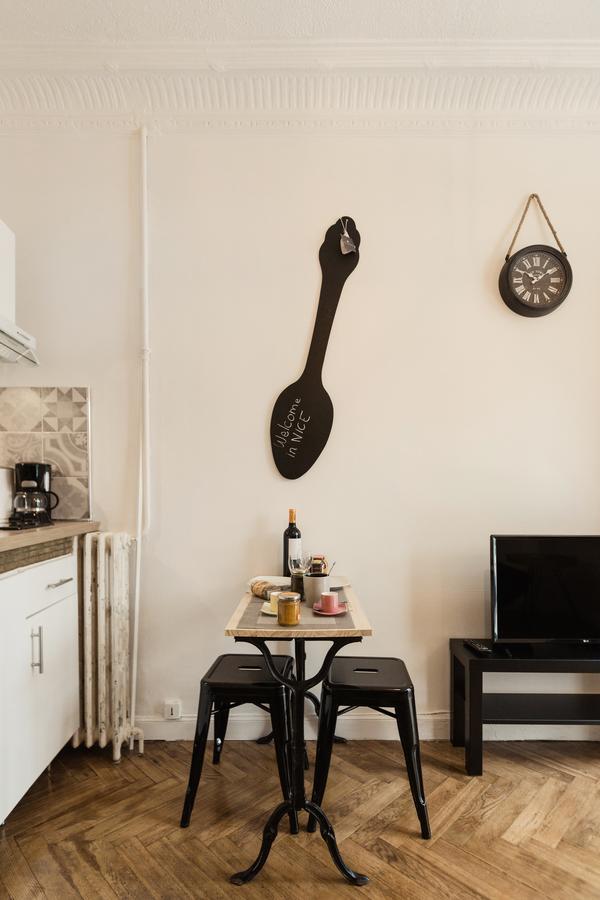 Amazing 1 Bedroom Loft In Centre Seafront *